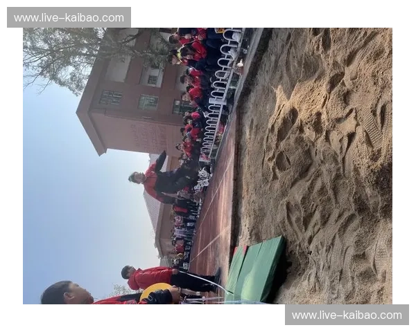 田径文字直播：用笔尖追逐风的速度